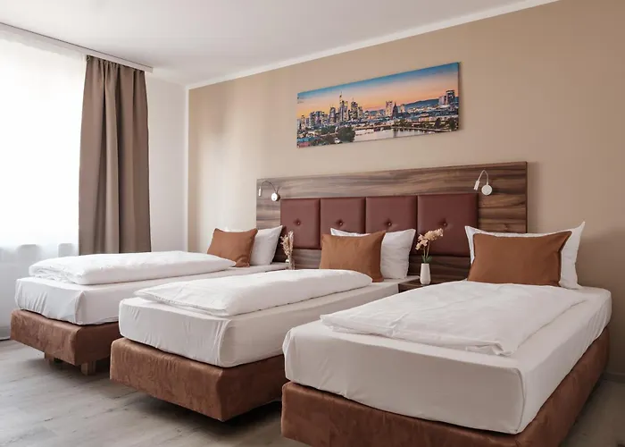 The Square 4*