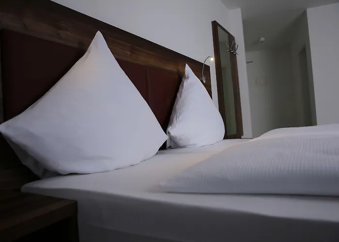 The Square 4*